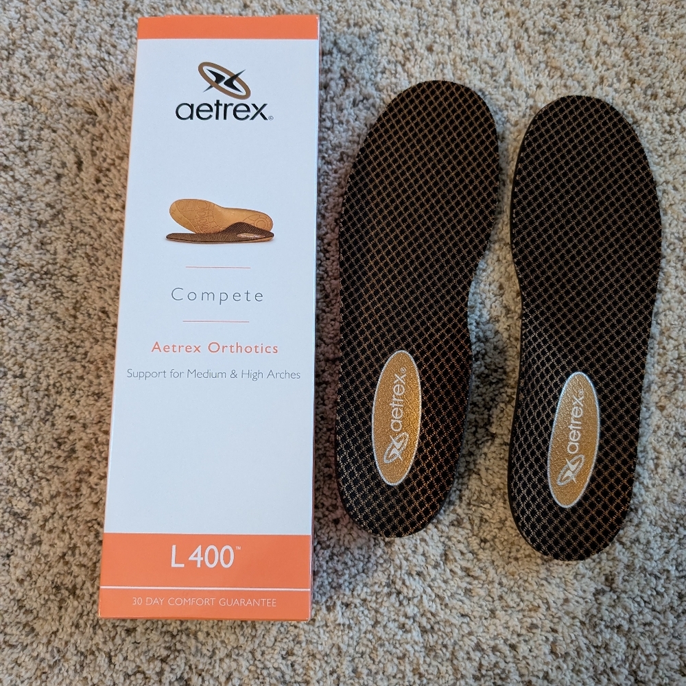 New Women's Aetrex Orthotics Size 7